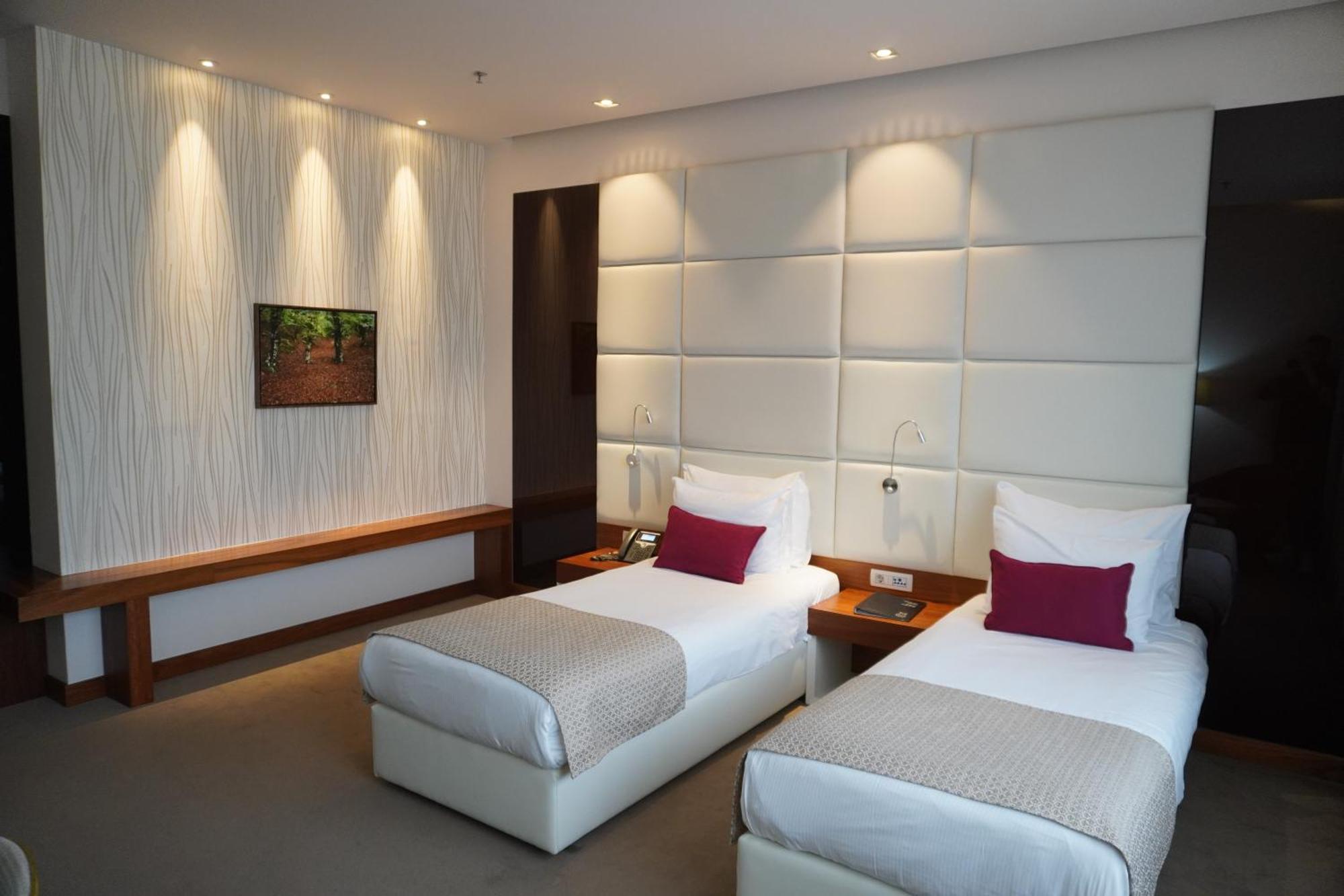 Hotel Mepas Mostar Exterior foto A room at the Taj Bengal